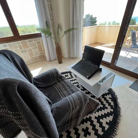 Villa Heraklia Sea View Jacuzzi *