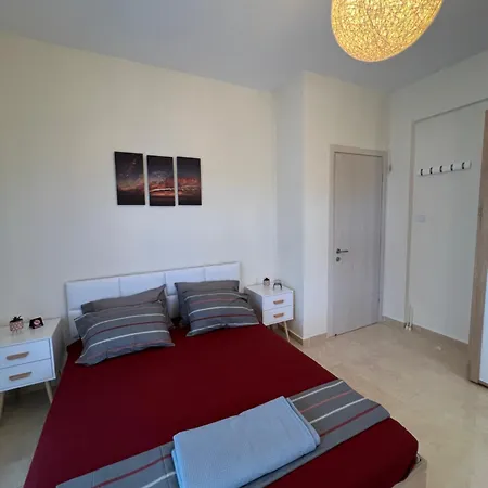 Heraklia Sea View Jacuzzi Villa